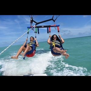 Meet your Posher, Tom